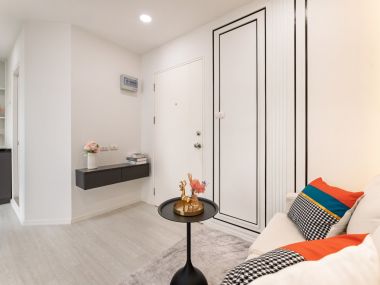 #Nawamin || ✨Luxury decorated condo || 5 minutes to 🛍️The Mall Bangkapi and 🚝MRT Bangkapi || Installments only 4,xxx baht || 😋 Surrounded by shops and restaurants || Multiple public transportation routes Code 3521