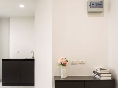 #Nawamin || ✨Luxury decorated condo || 5 minutes to 🛍️The Mall Bangkapi and 🚝MRT Bangkapi || Installments only 4,xxx baht || 😋 Surrounded by shops and restaurants || Multiple public transportation routes Code 3521