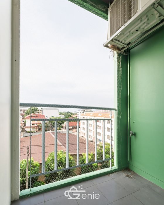 #Nawamin || ✨Luxury decorated condo || 5 minutes to 🛍️The Mall Bangkapi and 🚝MRT Bangkapi || Installments only 4,xxx baht || 😋 Surrounded by shops and restaurants || Multiple public transportation routes Code 3521