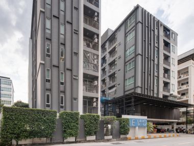 #Ladprao || 🚝 500 m. to MRT Ladprao || 🛍️ 10 min. to Central Ladprao || Installment payments only 7,xxx baht || 🤤 70 m. to Tops Daily || 😋 Plenty of shops and restaurants Code 3522