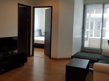 ** Super Deal! ** For rent at The Address Sukhumvit 42 1 Bedroom 1 Bathroom 16,000THB/month Fully furnished PROP000353
