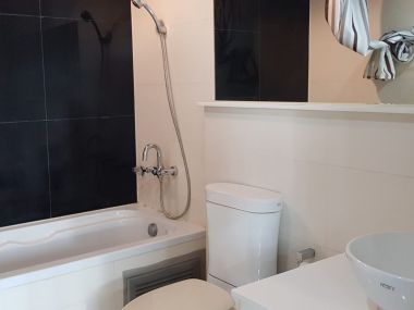 ** Super Deal! ** For rent at The Address Sukhumvit 42 1 Bedroom 1 Bathroom 16,000THB/month Fully furnished PROP000353