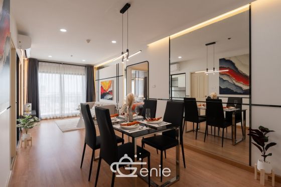 #Chaeng Watthana New condition 🤯 Large 81 sq m. 2 bedrooms 2 bathrooms | Installment only 12,xxx | Private parking 🚝 300 m. MRT Muang Thong Thani | 3 minutes Central Chaeng Watthana | 😍 Luxurious decoration | 😋 7-11 next to the project Code 3530