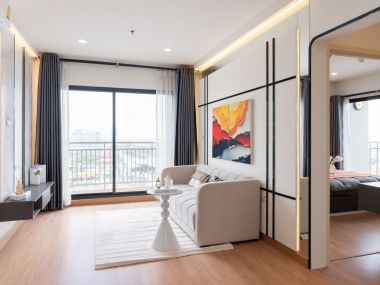 #Chaeng Watthana New condition 🤯 Large 81 sq m. 2 bedrooms 2 bathrooms | Installment only 12,xxx | Private parking 🚝 300 m. MRT Muang Thong Thani | 3 minutes Central Chaeng Watthana | 😍 Luxurious decoration | 😋 7-11 next to the project Code 3530