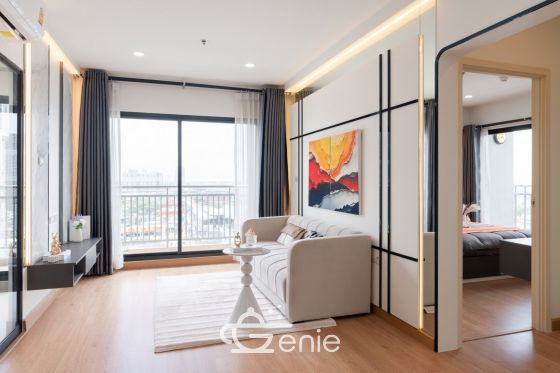 #Chaeng Watthana New condition 🤯 Large 81 sq m. 2 bedrooms 2 bathrooms | Installment only 12,xxx | Private parking 🚝 300 m. MRT Muang Thong Thani | 3 minutes Central Chaeng Watthana | 😍 Luxurious decoration | 😋 7-11 next to the project Code 3530