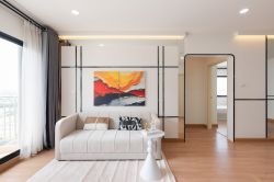#Chaeng Watthana New condition 🤯 Large 81 sq m. 2 bedrooms 2 bathrooms | Installment only 12,xxx | Private parking 🚝 300 m. MRT Muang Thong Thani | 3 minutes Central Chaeng Watthana | 😍 Luxurious decoration | 😋 7-11 next to the project Code 3530