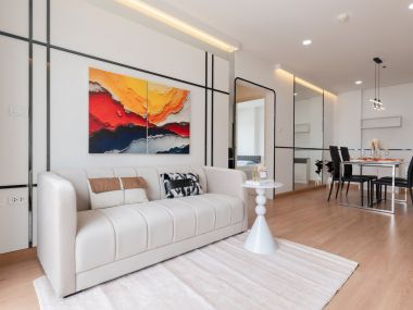 #Chaeng Watthana New condition 🤯 Large 81 sq m. 2 bedrooms 2 bathrooms | Installment only 12,xxx | Private parking 🚝 300 m. MRT Muang Thong Thani | 3 minutes Central Chaeng Watthana | 😍 Luxurious decoration | 😋 7-11 next to the project Code 3530