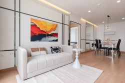 #Chaeng Watthana New condition 🤯 Large 81 sq m. 2 bedrooms 2 bathrooms | Installment only 12,xxx | Private parking 🚝 300 m. MRT Muang Thong Thani | 3 minutes Central Chaeng Watthana | 😍 Luxurious decoration | 😋 7-11 next to the project Code 3530