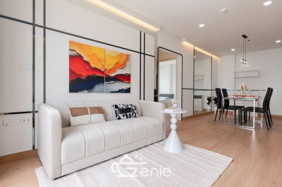 #Chaeng Watthana New condition 🤯 Large 81 sq m. 2 bedrooms 2 bathrooms | Installment only 12,xxx | Private parking 🚝 300 m. MRT Muang Thong Thani | 3 minutes Central Chaeng Watthana | 😍 Luxurious decoration | 😋 7-11 next to the project Code 3530