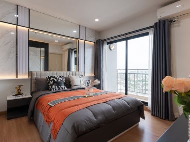 #Chaeng Watthana New condition 🤯 Large 81 sq m. 2 bedrooms 2 bathrooms | Installment only 12,xxx | Private parking 🚝 300 m. MRT Muang Thong Thani | 3 minutes Central Chaeng Watthana | 😍 Luxurious decoration | 😋 7-11 next to the project Code 3530