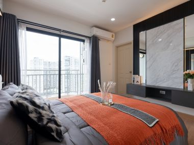 #Chaeng Watthana New condition 🤯 Large 81 sq m. 2 bedrooms 2 bathrooms | Installment only 12,xxx | Private parking 🚝 300 m. MRT Muang Thong Thani | 3 minutes Central Chaeng Watthana | 😍 Luxurious decoration | 😋 7-11 next to the project Code 3530