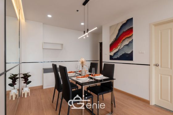#Chaeng Watthana New condition 🤯 Large 81 sq m. 2 bedrooms 2 bathrooms | Installment only 12,xxx | Private parking 🚝 300 m. MRT Muang Thong Thani | 3 minutes Central Chaeng Watthana | 😍 Luxurious decoration | 😋 7-11 next to the project Code 3530