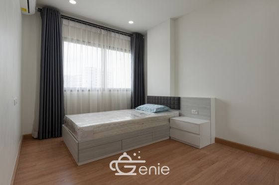 #Chaeng Watthana New condition 🤯 Large 81 sq m. 2 bedrooms 2 bathrooms | Installment only 12,xxx | Private parking 🚝 300 m. MRT Muang Thong Thani | 3 minutes Central Chaeng Watthana | 😍 Luxurious decoration | 😋 7-11 next to the project Code 3530