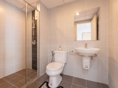 #Chaeng Watthana New condition 🤯 Large 81 sq m. 2 bedrooms 2 bathrooms | Installment only 12,xxx | Private parking 🚝 300 m. MRT Muang Thong Thani | 3 minutes Central Chaeng Watthana | 😍 Luxurious decoration | 😋 7-11 next to the project Code 3530