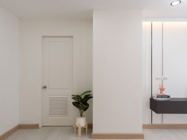 #Sukhumvit || ✨2 bedrooms, 60 sq.m. ||🚝 3 minutes to Punnawithi BTS || Installment payments only 9,xxx baht ||🛍️ 5 minutes to Seacon Square || 😊 Convenience store available || 🛵 Motorcycle taxi stand in front of the alley || Code 3543