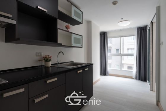 #Sukhumvit || โจ2 bedrooms, 60 sq.m. ||๐ 3 minutes to Punnawithi BTS || Installment payments only 9,xxx baht ||๐๏ธ 5 minutes to Seacon Square || ๐ Convenience store available || ๐ต Motorcycle taxi stand in front of the alley || Code 3543