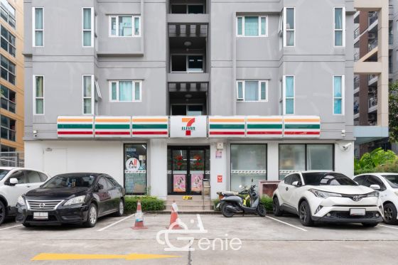 #Sukhumvit || โจ2 bedrooms, 60 sq.m. ||๐ 3 minutes to Punnawithi BTS || Installment payments only 9,xxx baht ||๐๏ธ 5 minutes to Seacon Square || ๐ Convenience store available || ๐ต Motorcycle taxi stand in front of the alley || Code 3543