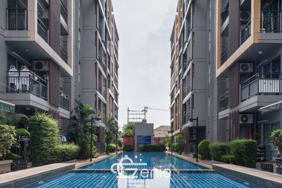 #Sukhumvit || โจ2 bedrooms, 60 sq.m. ||๐ 3 minutes to Punnawithi BTS || Installment payments only 9,xxx baht ||๐๏ธ 5 minutes to Seacon Square || ๐ Convenience store available || ๐ต Motorcycle taxi stand in front of the alley || Code 3543