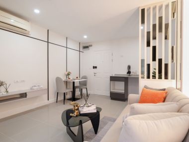 #Sukhumvit Luxury 1-Bedroom Condo ✨ || 🚝 300 meters from Punnawithi BTS Station || Installments from just 8,xxx baht || 🛍️ 10 minutes to Central Bangna || 🤩 Fully furnished common areas!! Code 3545