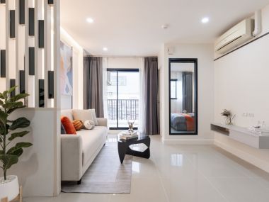 #Sukhumvit Luxury 1-Bedroom Condo ✨ || 🚝 300 meters from Punnawithi BTS Station || Installments from just 8,xxx baht || 🛍️ 10 minutes to Central Bangna || 🤩 Fully furnished common areas!! Code 3545