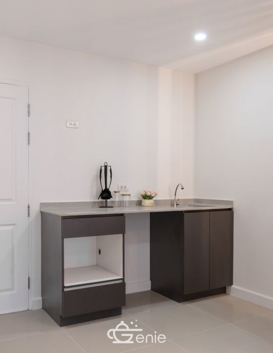 #Sukhumvit Luxury 1-Bedroom Condo โจ || ๐ 300 meters from Punnawithi BTS Station || Installments from just 8,xxx baht || ๐๏ธ 10 minutes to Central Bangna || ๐คฉ Fully furnished common areas!! Code 3545