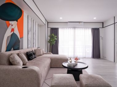 Spacious 72 sq.m. condo✨ || 3 minutes to BTS Bangna || Installment payments only 7,xxx baht || 🛍 10 minutes to Central Bangna || 😋 Abundant with shops and restaurants || Code 3548