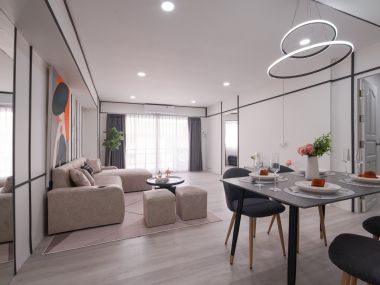 Spacious 72 sq.m. condo✨ || 3 minutes to BTS Bangna || Installment payments only 7,xxx baht || 🛍 10 minutes to Central Bangna || 😋 Abundant with shops and restaurants || Code 3548