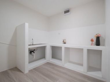 Spacious 72 sq.m. condo✨ || 3 minutes to BTS Bangna || Installment payments only 7,xxx baht || 🛍 10 minutes to Central Bangna || 😋 Abundant with shops and restaurants || Code 3548