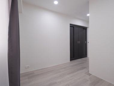 Spacious 72 sq.m. condo✨ || 3 minutes to BTS Bangna || Installment payments only 7,xxx baht || 🛍 10 minutes to Central Bangna || 😋 Abundant with shops and restaurants || Code 3548