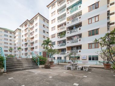 Spacious 72 sq.m. condo✨ || 3 minutes to BTS Bangna || Installment payments only 7,xxx baht || 🛍 10 minutes to Central Bangna || 😋 Abundant with shops and restaurants || Code 3548