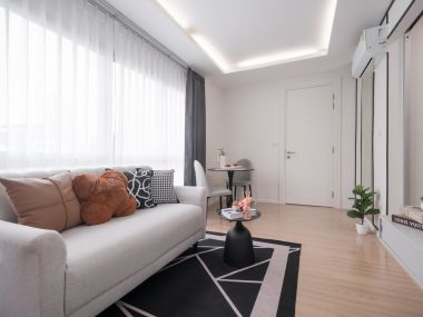 Luxurious condo ✨ || 2 minutes to MRT Lat Phrao || Installments from just 6,xxx baht || 🛍 8 minutes to Central Plaza Lat Phrao || 😋 Plenty of shops and restaurants || Code 3549