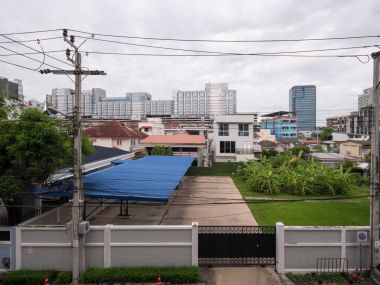 Luxurious condo ✨ || 2 minutes to MRT Lat Phrao || Installments from just 6,xxx baht || 🛍 8 minutes to Central Plaza Lat Phrao || 😋 Plenty of shops and restaurants || Code 3549