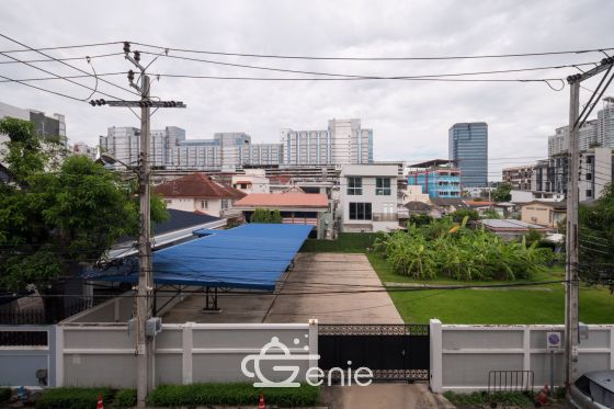 Luxurious condo β¨ || 2 minutes to MRT Lat Phrao || Installments from just 6,xxx baht || π 8 minutes to Central Plaza Lat Phrao || π Plenty of shops and restaurants || Code 3549