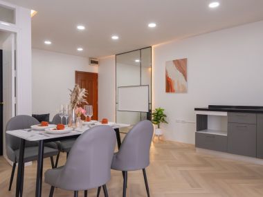 คอนโดห้องใหญ่ 57 ตร.ม.✨|| 6 นาที เดอะมอลล์ รามคำแหง || ผ่อนเพียง 6,xxx บาท || 🛍 5 นาที ARL หัวหมาก || 😋อุดมสมบูรณ์ด้วยร้านค้าและร้านอาหาร ||รหัส 3550