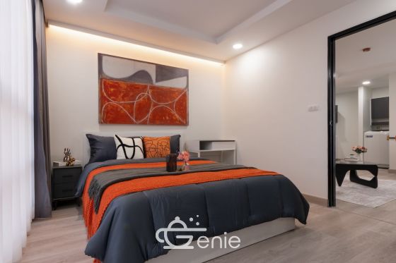 #Ratchada, large room, 37 sq m. || ๐450 meters to #MRT Suthisan || ๐๏ธ 5 minutes to #Central Rama 9 || Installment payments only 9,xxx baht || Code 3557