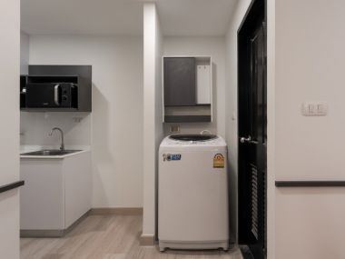 #รัชดา ห้องใหญ่ 37 ตร.ม.|| 🚝450 เมตร  #MRTสุทธิสาร || 🛍️ 5 นาที #เซ็นทรัลพระราม9 || ผ่อนเพียง 9,xxx บาท || รหัส 3557