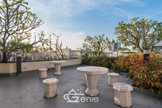 #Ratchada, large room, 37 sq m. || ๐450 meters to #MRT Suthisan || ๐๏ธ 5 minutes to #Central Rama 9 || Installment payments only 9,xxx baht || Code 3557