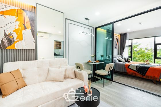 #Ratchayothin Large room 31 sq.m. || ๐๏ธ4 minutes to #MajorRatchayothin || ๐ 2 minutes to #BTSSenaNikom || Installments as low as 8,xxx baht. Code