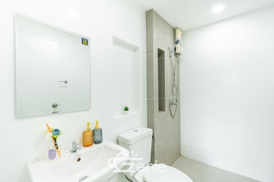 #Ratchayothin Large room 31 sq.m. || ๐๏ธ4 minutes to #MajorRatchayothin || ๐ 2 minutes to #BTSSenaNikom || Installments as low as 8,xxx baht. Code