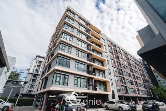 #Ratchayothin Large room 31 sq.m. || ๐๏ธ4 minutes to #MajorRatchayothin || ๐ 2 minutes to #BTSSenaNikom || Installments as low as 8,xxx baht. Code