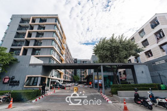 #Ratchayothin Large room 31 sq.m. || ๐๏ธ4 minutes to #MajorRatchayothin || ๐ 2 minutes to #BTSSenaNikom || Installments as low as 8,xxx baht. Code