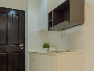 #รัชดา17 ห้องใหญ่ 37 ตร.ม.✨ || 🚝 450 เมตรเดินถึง #MRTสุทธิสาร || 3 นาที ตลาดห้วยขวาง 🛍️ 10 นาที #เซ็นทรัลพระราม9 || 💵 ผ่อนเพียง 9,xxx บาท || รหัส3570