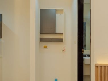 #รัชดา17 ห้องใหญ่ 37 ตร.ม.✨ || 🚝 450 เมตรเดินถึง #MRTสุทธิสาร || 3 นาที ตลาดห้วยขวาง 🛍️ 10 นาที #เซ็นทรัลพระราม9 || 💵 ผ่อนเพียง 9,xxx บาท || รหัส3570