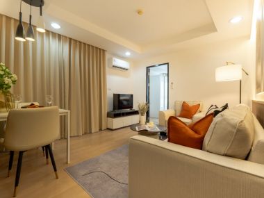 #รัชดา17 ห้องใหญ่ 37 ตร.ม.✨ || 🚝 450 เมตรเดินถึง #MRTสุทธิสาร || 3 นาที ตลาดห้วยขวาง 🛍️ 10 นาที #เซ็นทรัลพระราม9 || 💵 ผ่อนเพียง 9,xxx บาท || รหัส3570