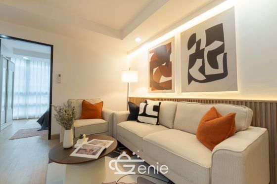 #Ratchada17 Large room, 37 sq.m. ✨ || 🚝 450 meters walk to #MRT Sutthisan || 3 minutes to Huai Khwang Market 🛍️ 10 minutes to #Central Rama 9 || 💵 Installments as low as 9,xxx baht || Code 3570