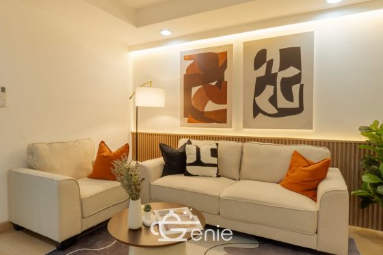 #Ratchada17 Large room, 37 sq.m. ✨ || 🚝 450 meters walk to #MRT Sutthisan || 3 minutes to Huai Khwang Market 🛍️ 10 minutes to #Central Rama 9 || 💵 Installments as low as 9,xxx baht || Code 3570