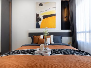 #Tiwanon Intersection, Large room, 35 sq.m. ✨ || 🚝 100 meters walk to #MRT Tiwanon || Installments as low as 7,xxx baht 💵 10 minutes to #TheMall Ngamwongwan ||Code3571