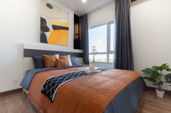 #Tiwanon Intersection, Large room, 35 sq.m. ✨ || 🚝 100 meters walk to #MRT Tiwanon || Installments as low as 7,xxx baht 💵 10 minutes to #TheMall Ngamwongwan ||Code3571