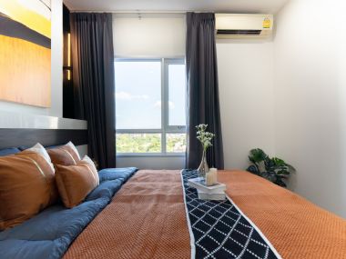 #Tiwanon Intersection, Large room, 35 sq.m. ✨ || 🚝 100 meters walk to #MRT Tiwanon || Installments as low as 7,xxx baht 💵 10 minutes to #TheMall Ngamwongwan ||Code3571