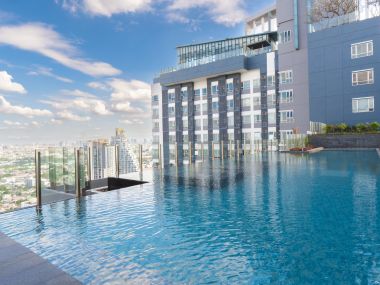 #Tiwanon Intersection, Large room, 35 sq.m. ✨ || 🚝 100 meters walk to #MRT Tiwanon || Installments as low as 7,xxx baht 💵 10 minutes to #TheMall Ngamwongwan ||Code3571